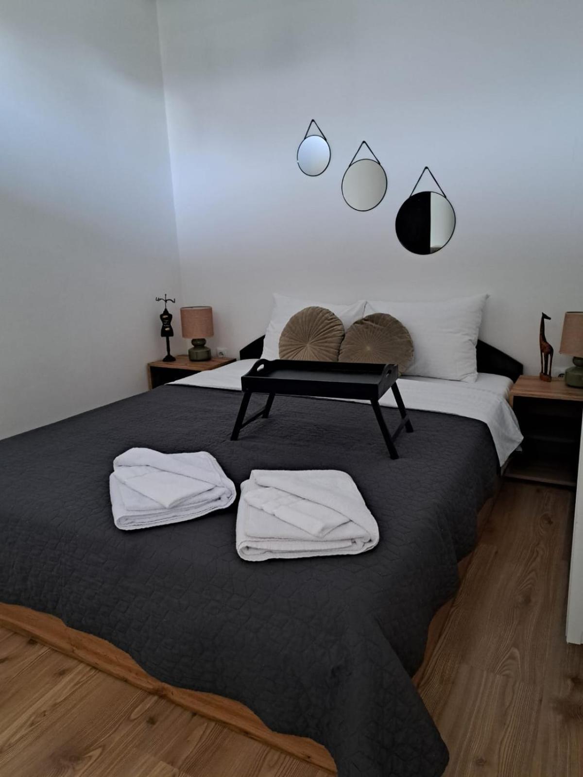 Free Garage In The Center-Delicia 4 Studio! Sibiu Extérieur photo